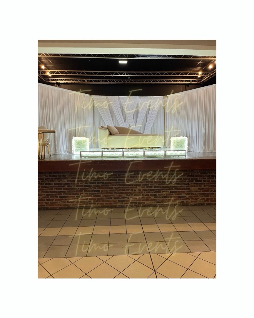 Location podium lumineux — photo 2